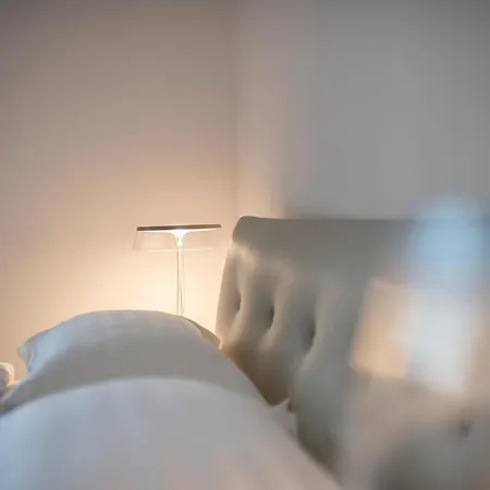 Ca Dela Nua *
